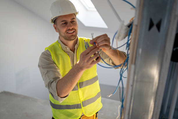 Best Affordable Emergency Electrician  in Schertz, TX